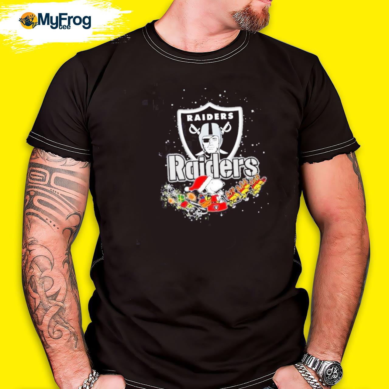 A Happy Christmas With Oakland Raiders Snoopy T-Shirt - T-shirts