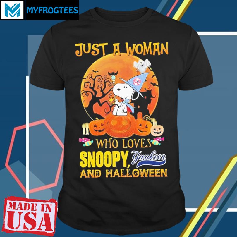 Snoopy just a woman who loves Snoopy and Halloween Yankees logo