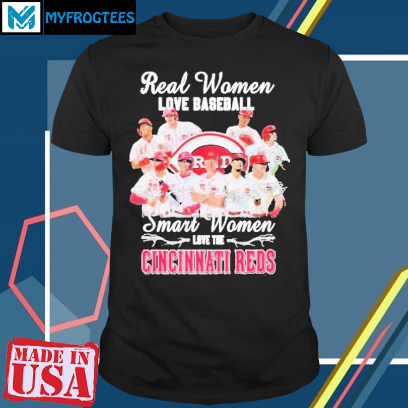 Never underestimate a Woman who understands football and loves Boston Red  Sox team 2022 signatures shirt, hoodie, sweater, long sleeve and tank top