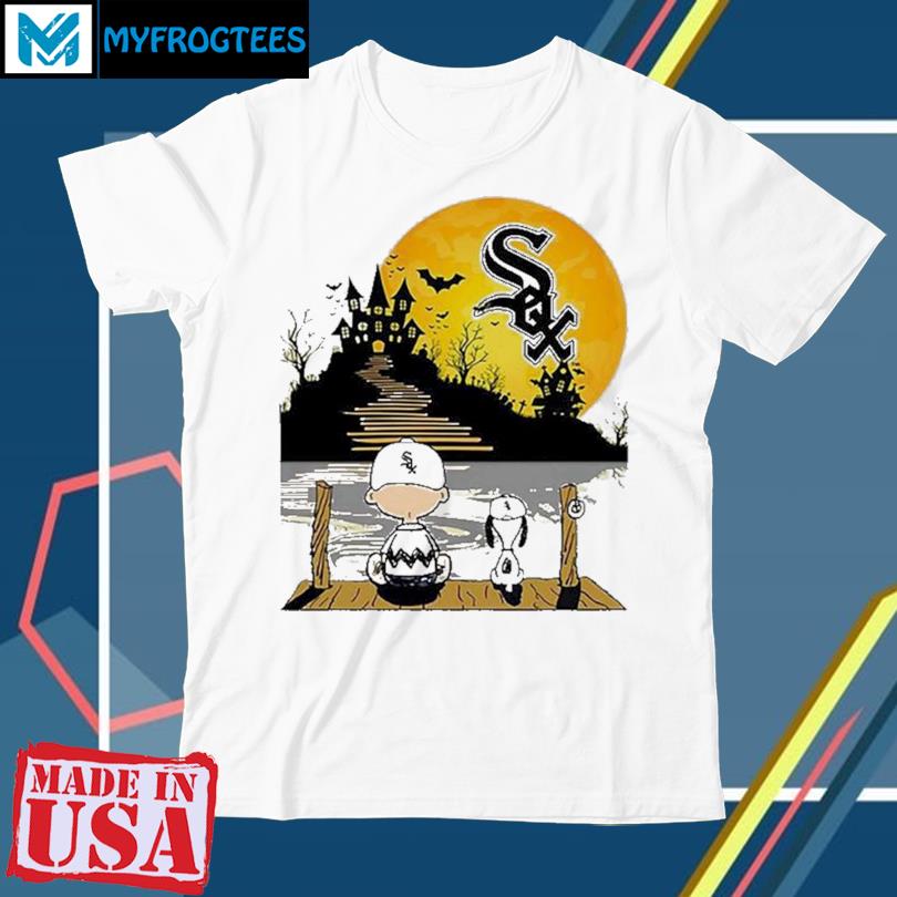 Chicago White Sox Snoopy and Charlie Brown Sit Under Moon Peanuts Halloween  shirt, hoodie, sweater, long sleeve and tank top