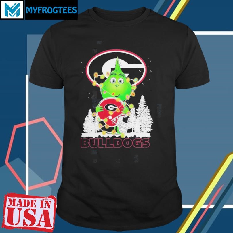 The Grinch Hug Georgia Bulldogs Helmet Christmas Shirt