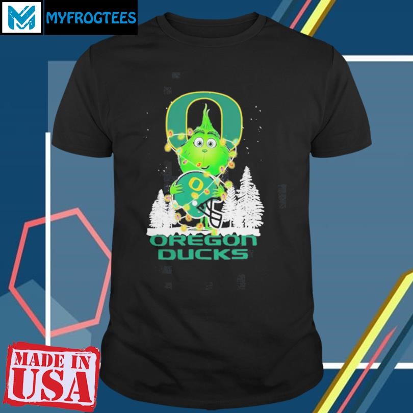 The Grinch Hug Oregon Ducks Helmet Christmas Shirt