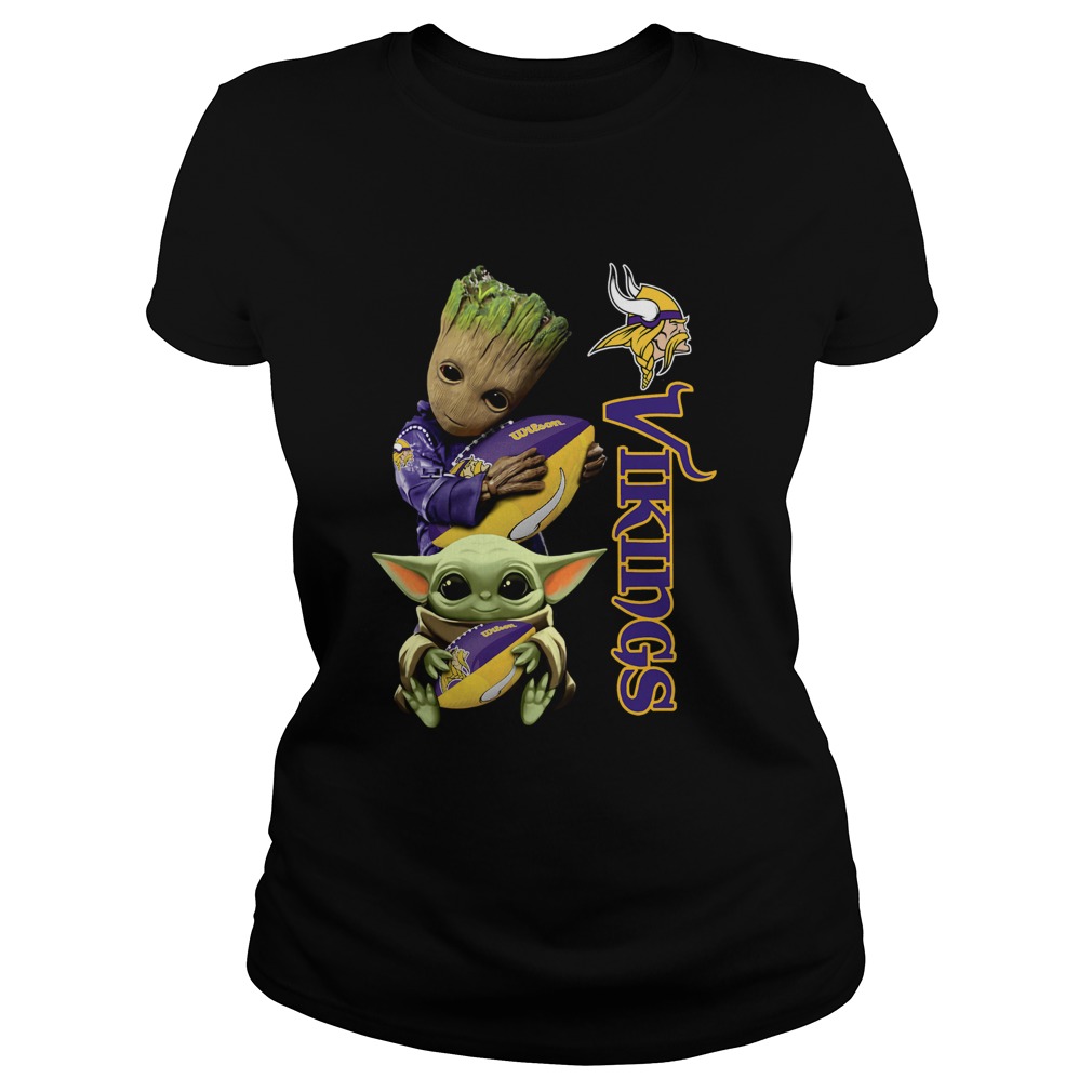 Baby Yoda Hug Minnesota Vikings logo Shirt, hoodie, longsleeve