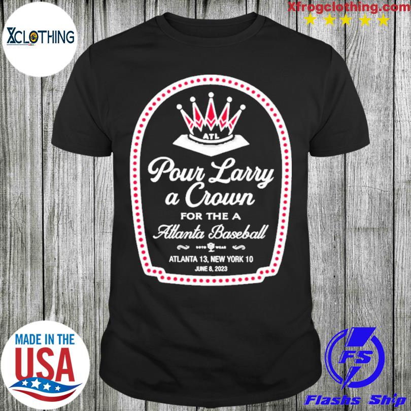 Official chipper Jones Pour Larry A Crown Signatures T-Shirt