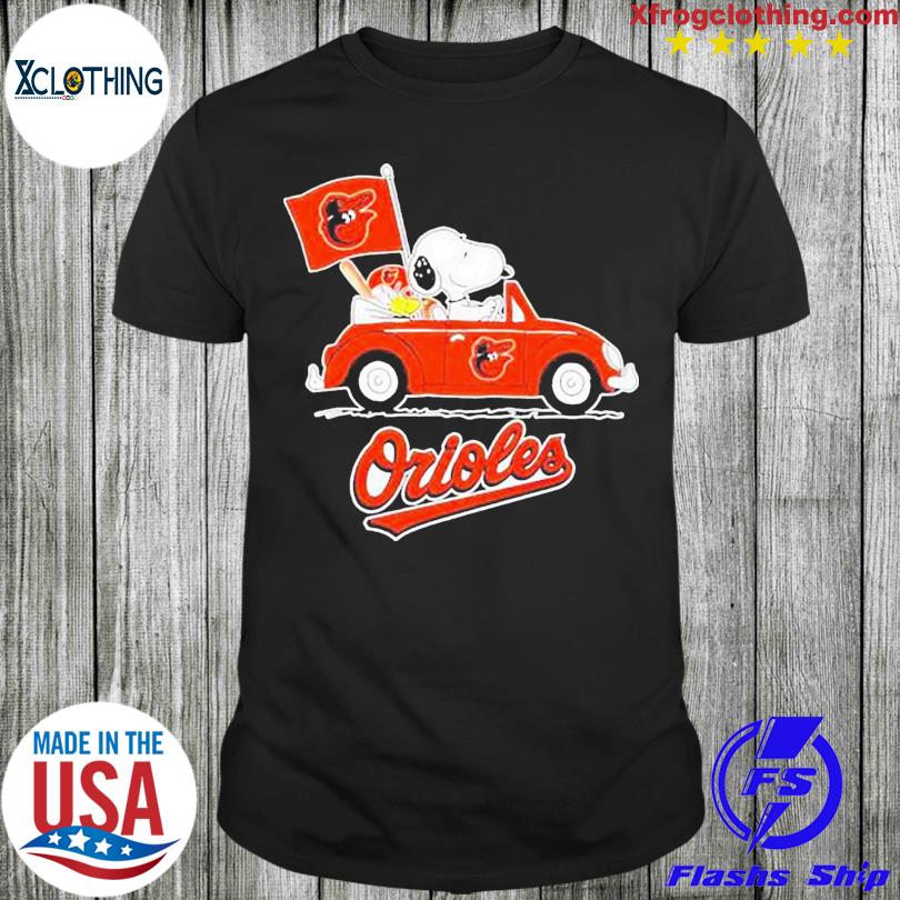 Official snoopy drives car with new york yankees flag shirt