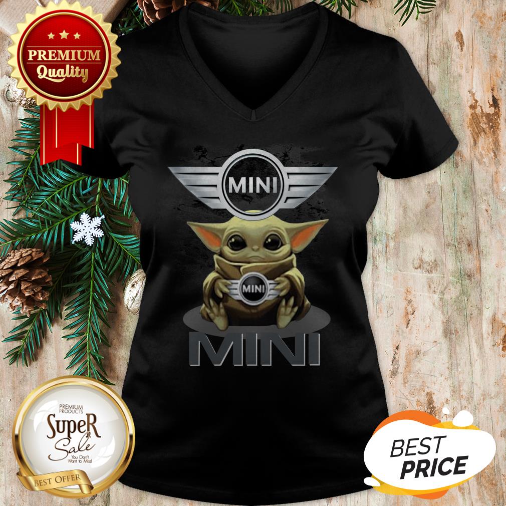 Official Baby Yoda Hug MINI BMW Star Wars Shirt hoodie sweater